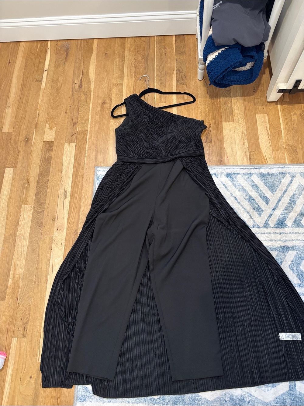 Kay Unger Black One-Shoulder Jumpsuit Gown